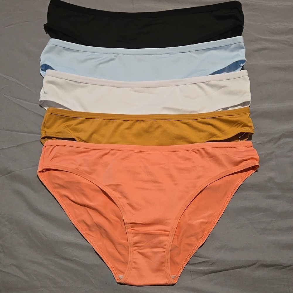Women's Multi-Color Panty Set